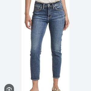 SILVER Suki Straight Crop